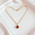 Flat Lay - Trébol Rojo