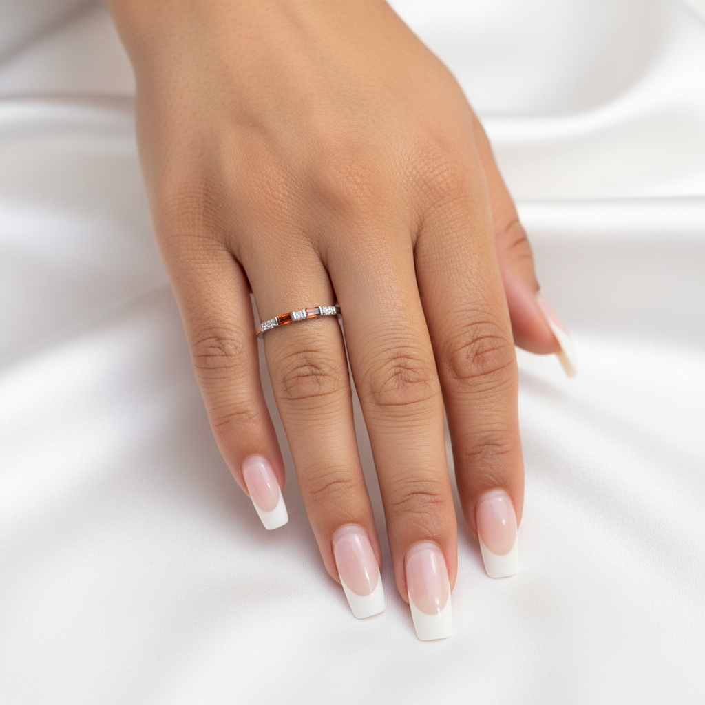 Silver Baguette Band Ring - Model