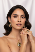 Tiger Eye Set — Modelo, anillo teardrop
